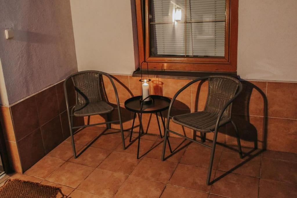 Cozy Apartment In The Heart Of The Historic City 브라티슬라바 외부 사진