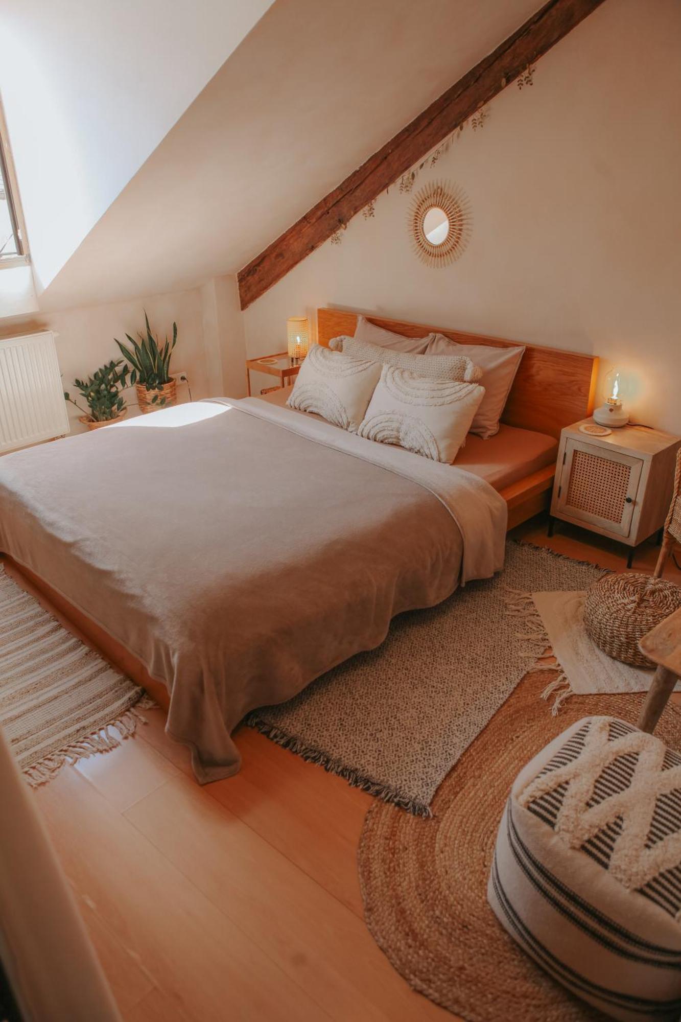 Cozy Apartment In The Heart Of The Historic City 브라티슬라바 외부 사진